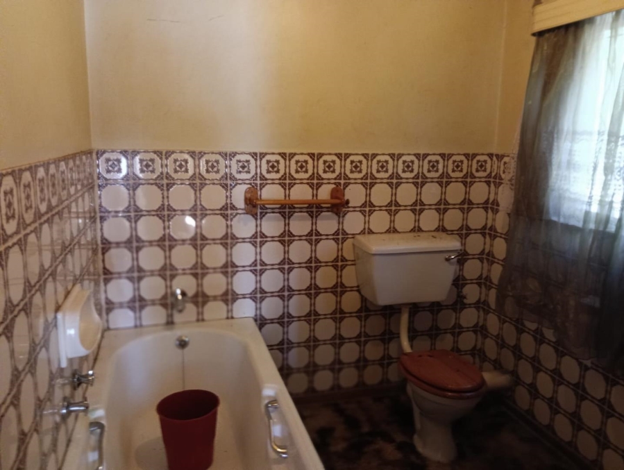4 Bedroom Property for Sale in Pellissier Free State